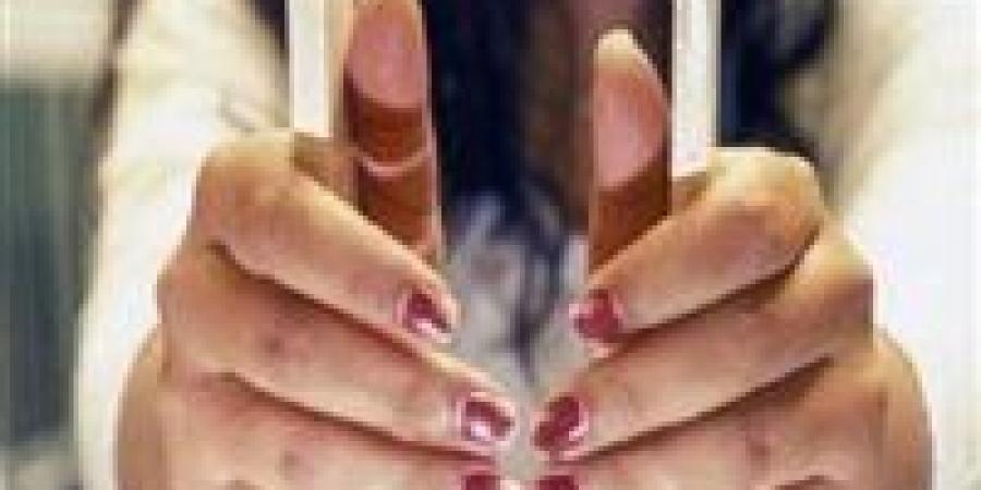 إخلاء
      سبيل
      إعلامية
      شهيرة
      بكفالة
      10
      آلاف
      جنيه
      في
      واقعة
      دهس
      بائع
      بالجيزة