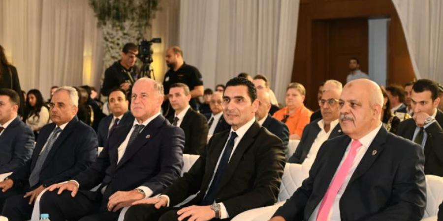 بمدينة
      مصر
      الدولية
      للألعاب
      الأولمبية..
      وزير
      الشباب
      والرياضة
      يشهد
      افتتاح
      بطولة
      كأس
      العالم
      للرماية