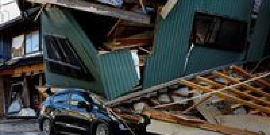 «تحذيرات
      من
      تسونامي»..
      زلزال
      بقوة
      7.4
      درجة
      يضرب
      شمال
      اليابان