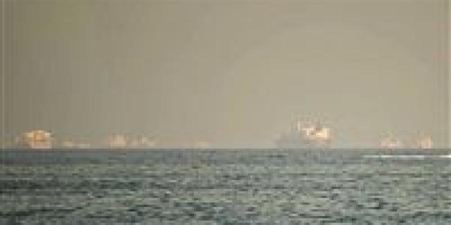 رصدتها
      الاستخبارات
      وحطمتها
      القذائف..
      القصة
      الكاملة
      لاحتجاز
      السفينة
      الإيرانية