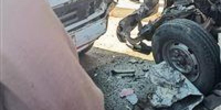 عكس
      الاتجاه..
      5
      مصابين
      في
      تصادم
      مروع
      بالخانكة