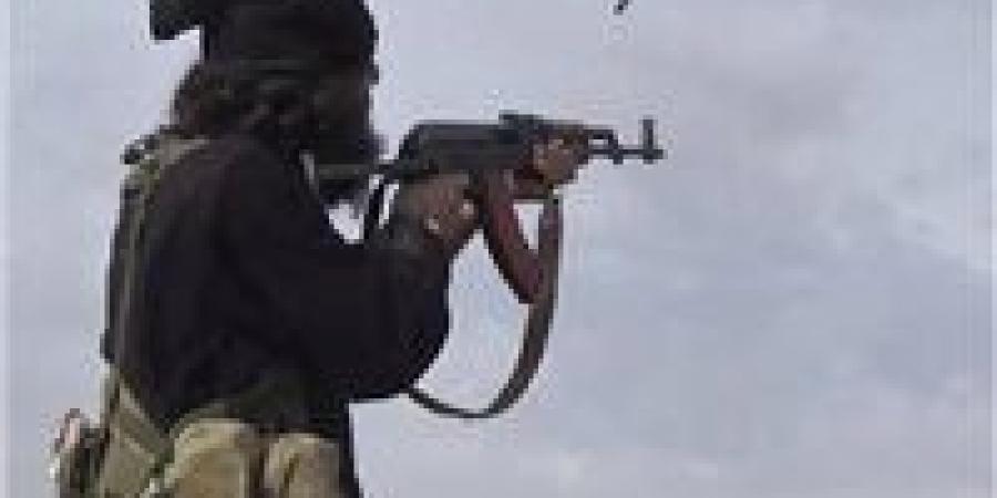 من
      «الجولاني»
      إلى
      «الشرع»:
      لماذا
      يرى
      "داعش"
      في
      هيكلية
      دمشق
      الجديدة
      خطراً
      وجودياً؟