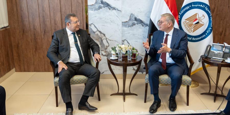 البترول:
      الحرص
      على
      تأمين
      وإستدامة
      توفير
      إحتياجات
      قطاعي
      الكهرباء
      والصناعة
      من
      الغاز
      والوقود