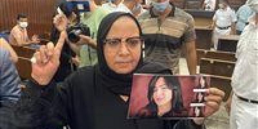 المحكمة
      الاقتصادية
      تقضي
      بعدم
      اختصاصها
      في
      قضية
      والدة
      شيماء
      جمال