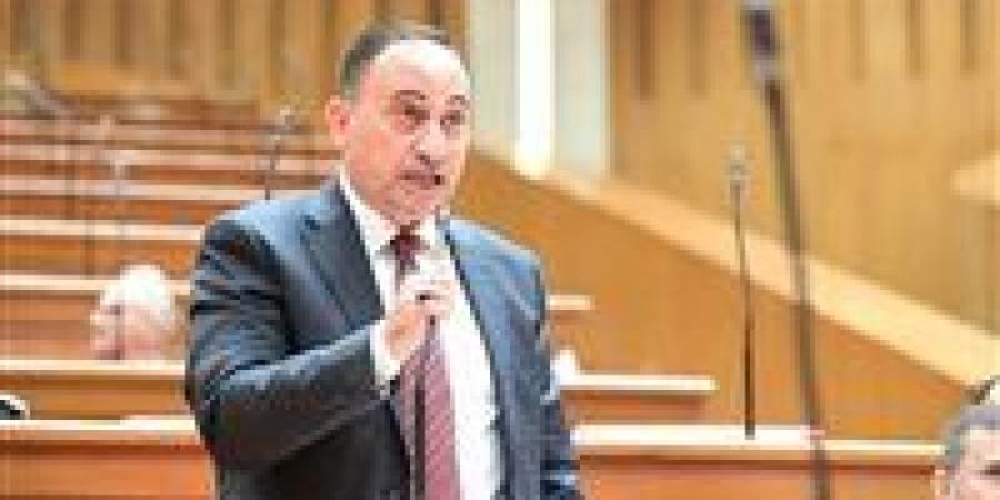 طلب
      إحاطة
      لوقف
      نزيف
      الأراضى
      الزراعية
      بسبب
      البناء
      المخالف
      والعشوائي