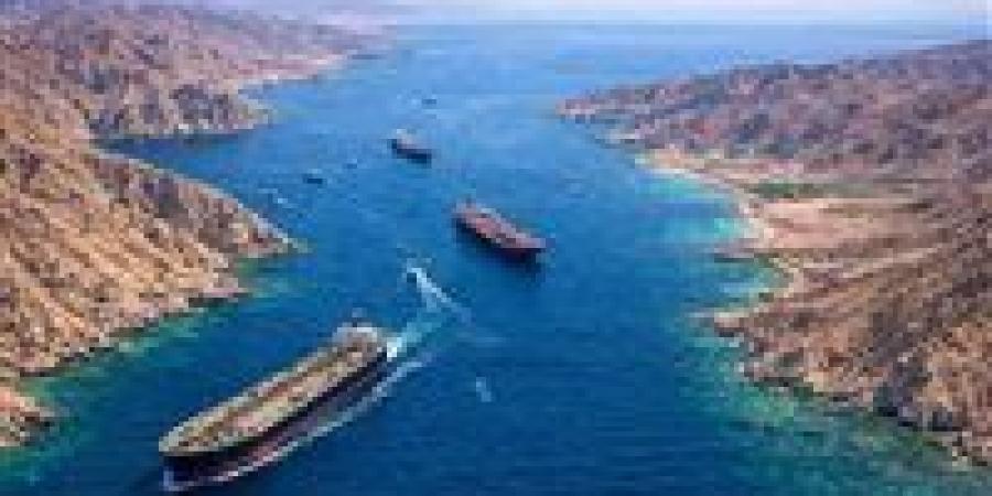 تقييم
      استخباراتي:
      تطهير
      ألغام
      هرمز
      قد
      يستغرق
      6
      أشهر
      بعد
      صمت
      المدافع