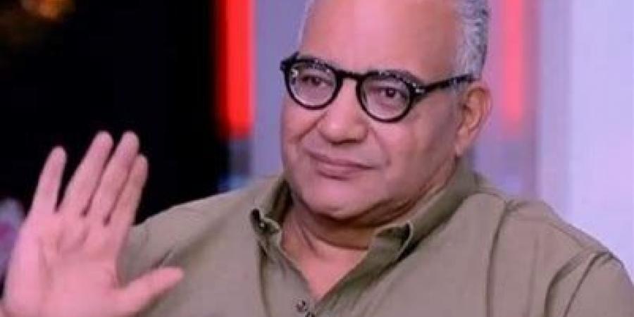 بيومي
      فؤاد:
      الأهلي
      ياما
      فرحنا
      والزمالك
      يُشرف
      الكرة
      المصرية