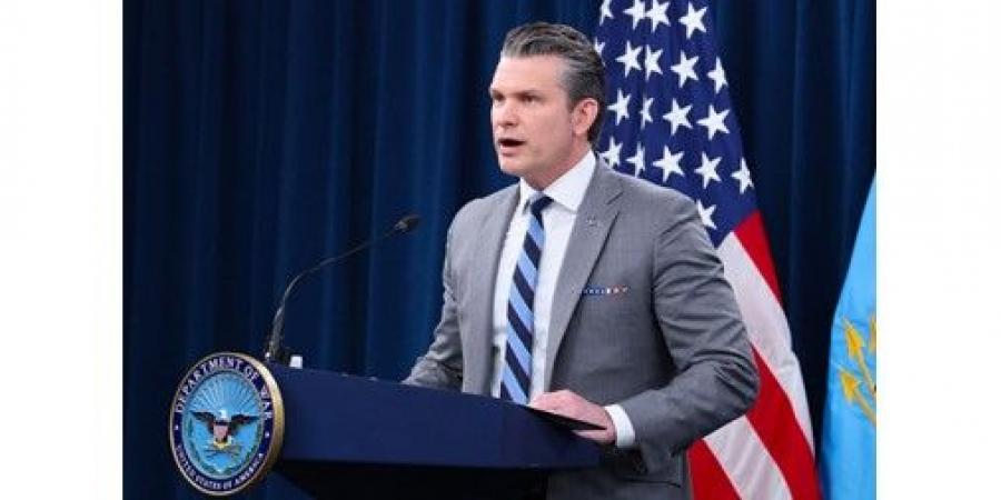 وزير
الحرب
الأميركي:
أمام
إيران
فرصة
لاتخاذ
القرار
الحكيم
وإبرام
اتفاق
جيد
والحصار
البحري
سيستمر
طالما
استدعى
الأمر