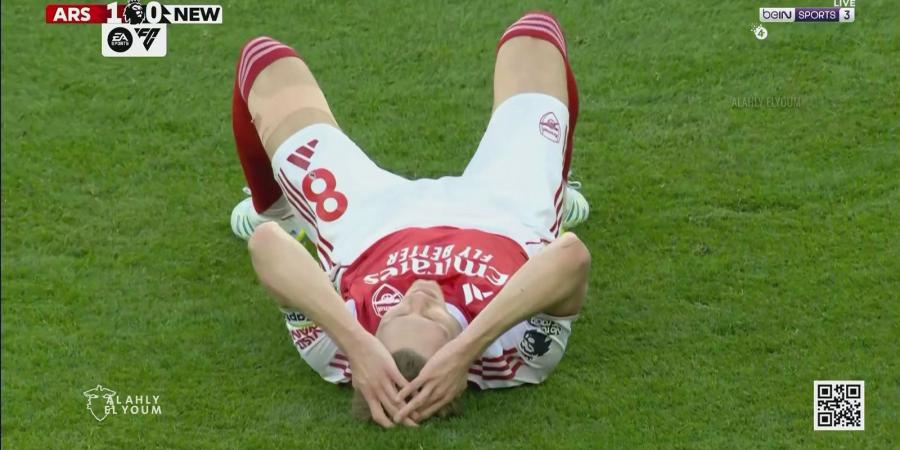 آرسنال
      ضد
      نيوكاسل
      يونايتد..
      ملخص
      ونتيجة
      مباراة
      آرسنال
      ضد
      نيوكاسل
      يونايتد
      في
      الدوري
      الإنجليزي
      بعد
      فوز
      الجانرز