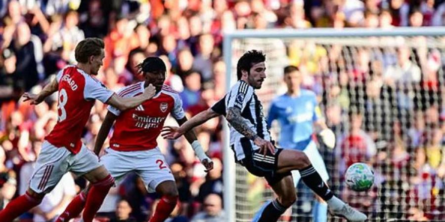 آرسنال
      ضد
      نيوكاسل
      يونايتد..
      ملخص
      اهداف
      ونتيجه
      مباراة
      آرسنال
      ونيوكاسل
      يونايتد
      في
      الدوري
      الإنجليزي
      الممتاز