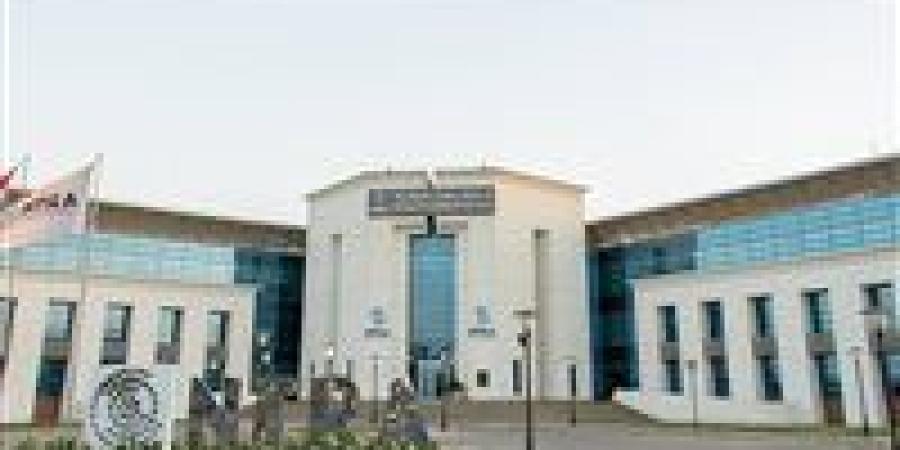 تنظيم
      الاتصالات:
      ندرس
      طلبات
      الشركات
      لتحريك
      الأسعار..
      ولم
      نصدر
      قرارًا
      حتى
      الآن