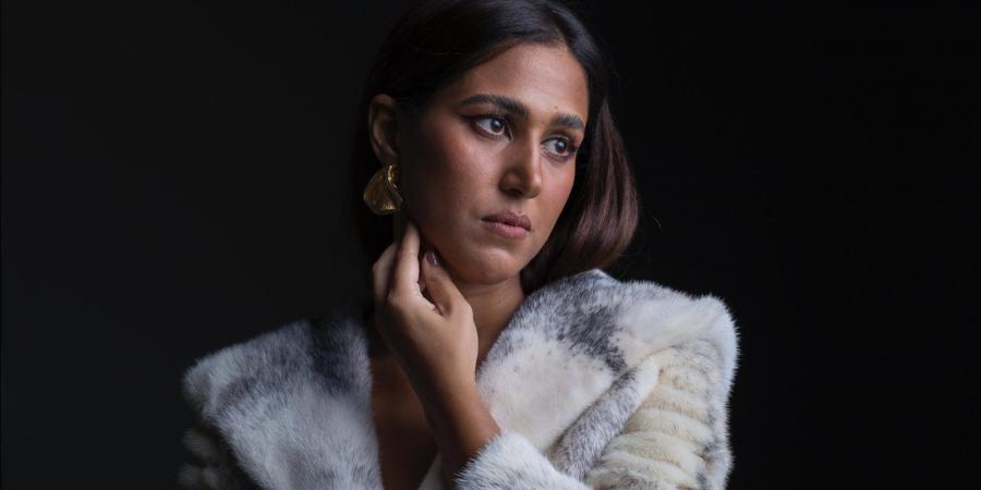 جهاد
      حسام
      الدين
      عن
      فيلم
      هابي
      بيرث
      داي:
      قبلت
      الدور
      اول
      ما
      اتعرض
      عليا
      ولامسني
      بشكل
      شخصي