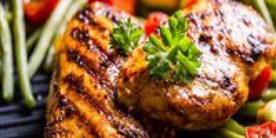 رجيم
      بدون
      حرمان..
      8
      وصفات
      دايت
      صحية
      وموفرة