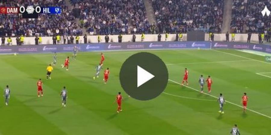 الهلال
      ضد
      ضمك..
      انطلاق
      مباراة
      الهلال
      وضمك
      في
      دوري
      روشن
      السعودي