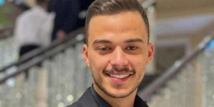 يعاني
      من
      اضطرابات
      نفسية..
      والد
      السيلاوي
      يكشف
      مفاجأة
      عن
      ابنه