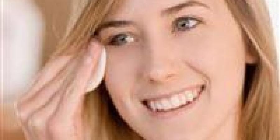 هل
      “صيام
      الجلد”
      يبطئ
      شيخوخة
      البشرة؟..
      الأكاديمية
      الأمريكية
      تكشف
      الحقيقة