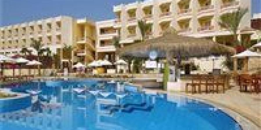 غرفة
      المنشآت
      الفندقية:
      لا
      يجوز
      منع
      المرأة
      من
      الإقامة
      بمفردها