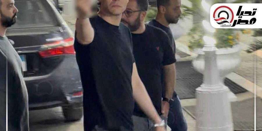 حركة
      غير
      أخلاقية..
      أمير
      عيد
      يثير
      الجدل
      في
      عزاء
      والد
      طليقته
      ليلى
      الفاروق|صورة