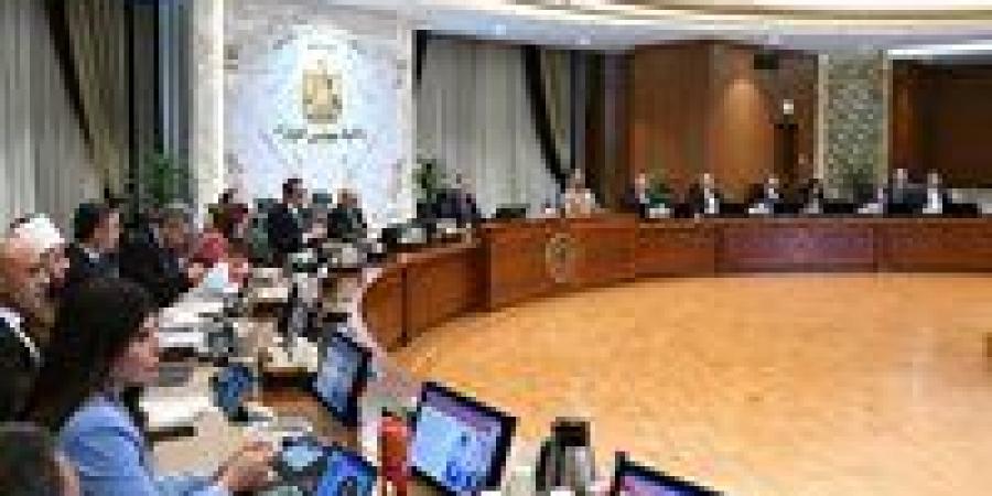 التخطيط:
      تراجُع
      معدل
      البطالة
      خلال
      عام
      2025
      ليسجل
      6.3%
      في
      ظل
      إصلاحات
      اقتصادية
      فاعلة