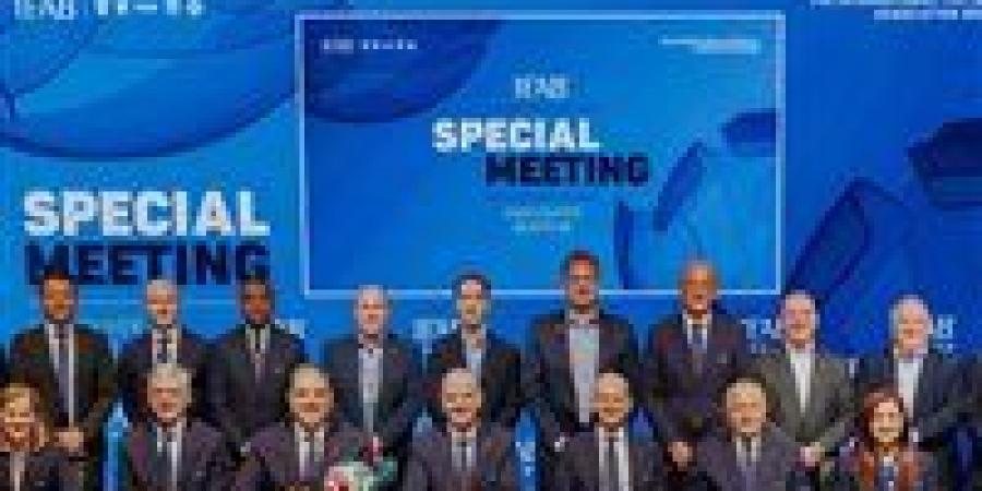 أبو
      ريدة
      يشارك
      في
      اجتماع
      مجلس
      "فيفا"
      لتعديل
      لوائح
      كأس
      العالم