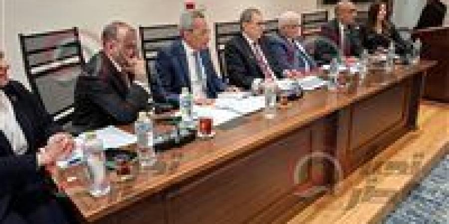 لجنة
      القوى
      العاملة
      بمجلس
      النواب
      توافق
      نهائيا
      على
      تعديلات
      قانون
      التأمينات
      الاجتماعية
      والمعاشات