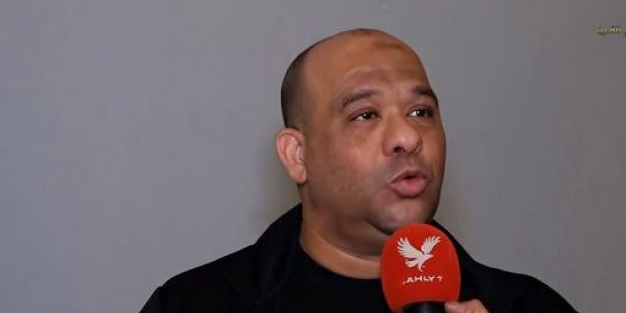 وليد
      صلاح
      الدين
      يعتذر
      لجماهير
      الأهلي
      بعد
      الفوز
      على
      الزمالك
      بثلاثية
      نظيفة