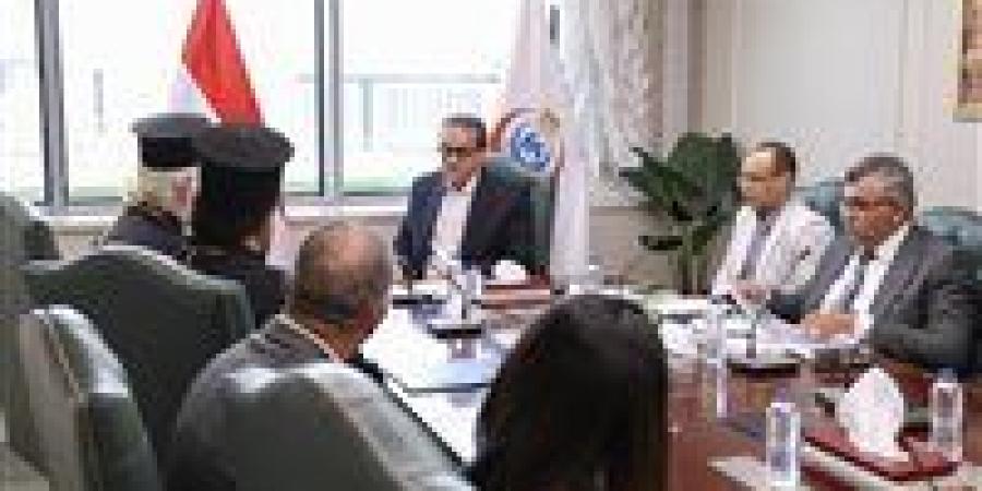 وزير
      الصحة
      يستقبل
      بابا
      الروم
      الأرثوذكس
      لبحث
      إنشاء
      مستشفى
      بالإسكندرية