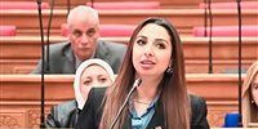 طلب
      إحاطة
      جديد
      بشأن
      “عمالة
      المقاول”..
      نشوى
      الشريف
      تُعيد
      فتح
      الملف
      تحت
      قبة
      البرلمان