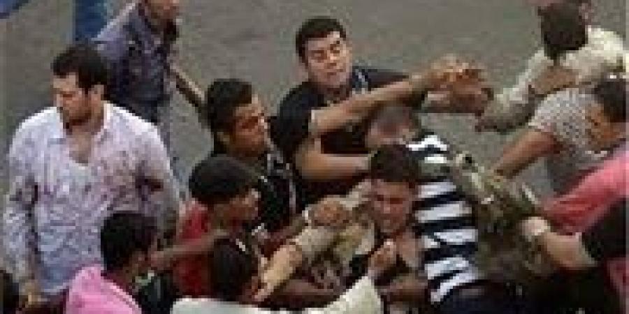 إصابة
      7
      أشخاص
      فى
      مشاجرة
      بسبب
      خلافات
      الجيرة
      بالإسماعيلية