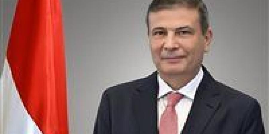 الزراعة:
      إصدار
      940
      ترخيص
      تشغيل
      لمشروعات
      الإنتاج
      الحيواني
      والداجني
      خلال
      أبريل