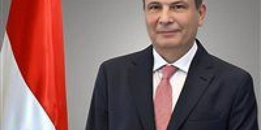 الزراعة
      تصدر
      940
      ترخيص
      تشغيل
      لكافة
      أنشطة
      ومشروعات
      الإنتاج
      الحيواني
      والداجني
      خلال
      ابريل