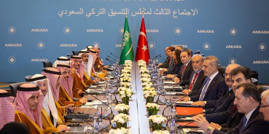 وزير الخارجية ونظيره التركي يرأسان اجتماع مجلس التنسيق ويوقعان اتفاقية إعفاء التأشيرات الدبلوماسية
