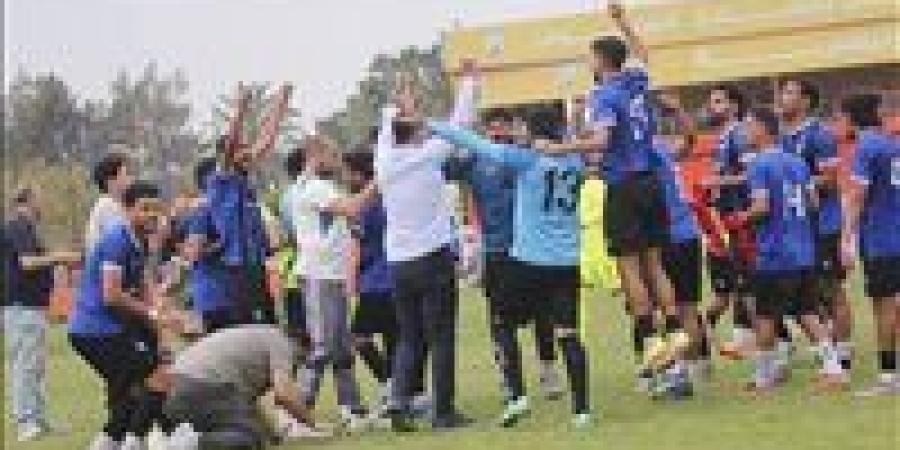 لأول
      مرة
      في
      تاريحه..
      نيوسبورتنج
      سيتي
      يصعد
      للدوري
      الممتاز
      ب
      بثنائية
      في
      مرمي
      ميدو