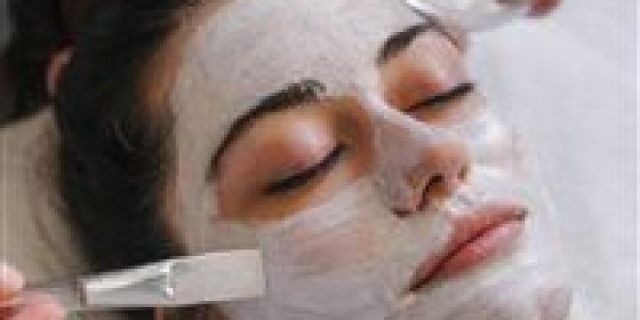 بدون
      تكاليف
      باهظة...
      5
      ماسكات
      طبيعية
      تمنح
      بشرتك
      نضارة
      من
      أول
      مرة