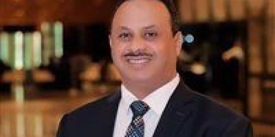 رشاد
      عبدالغني:
      زيارة
      ماكرون
      للإسكندرية
      تؤكد
      قوة
      العلاقات
      المصرية
      الفرنسية
      وتعزز
      آفاق
      الشراكة
      الاستراتيجية