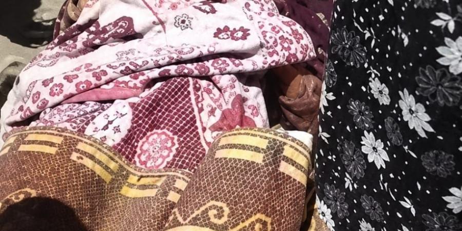 زوج يلقي بزوجته من الدور الأول بمنطقة بنزينة بدوي في بورسعيد إثر مشاجرة بينهما.. والأهالي يلقون القبض عليه