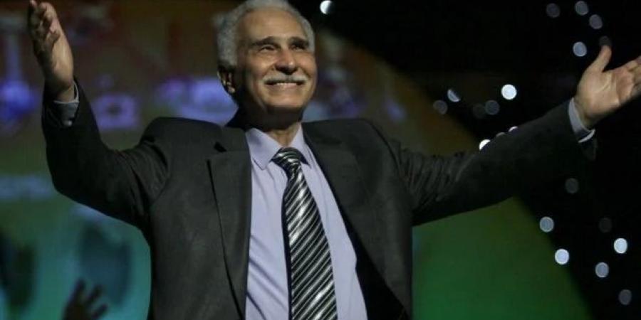 أعماله
      شكلت
      علامة
      فارقة..
      نقابة
      الموسيقيين
      تنعى
      الفنان
      عبد
      الرحمن
      أبو
      زهرة