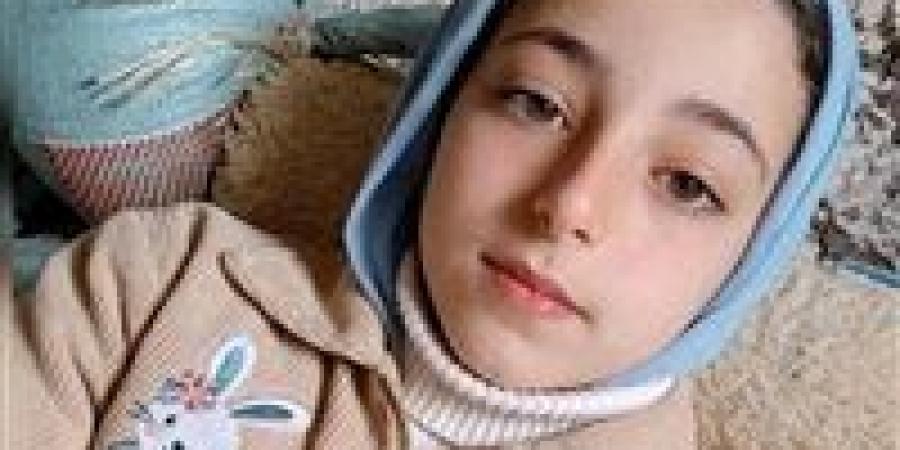 إصابة
      طالبة
      بفقدان
      للوعي
      بعد
      تناولها
      حباية
      مجهولة
      المصدر
      بالشرقية