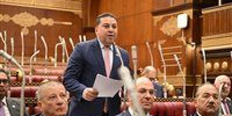 زاهر
      الشقنقيري
      يؤكد
      ضرورة
      الابتعاد
      عن
      ثقافة
      الحفظ
      بالامتحانات
      والعمل
      على
      تطوير
      أساليب
      التقييم
      بما
      يركز
      على
      الفهم
      والتحليل
      والإبداع