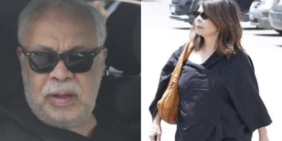 بينهم
      سلوى
      محمد
      علي
      ومفيد
      عاشور..
      أبرز
      الحضور
      في
      جنازة
      عبد
      الرحمن
      أبو
      زهرة