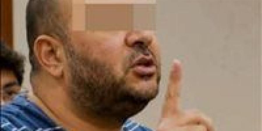 «15
      ثانية
      أنهت
      حياة
      زوجته»..
      اعترافات
      قاضي
      سابق
      ارتكب
      جريمة
      على
      ممشى
      أكتوبر