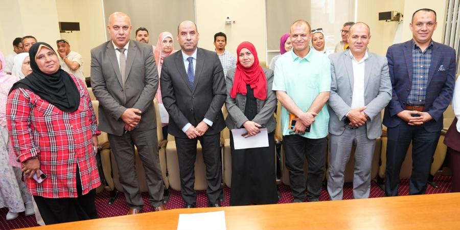 "معًا
      من
      أجل
      بيئة
      عمل
      منتجة"..
      وزير
      العمل
      يفتتح
      مبادرة
      لتعزيز
      الصحة
      النفسية
      ومواجهة
      العنف
      الوظيفي