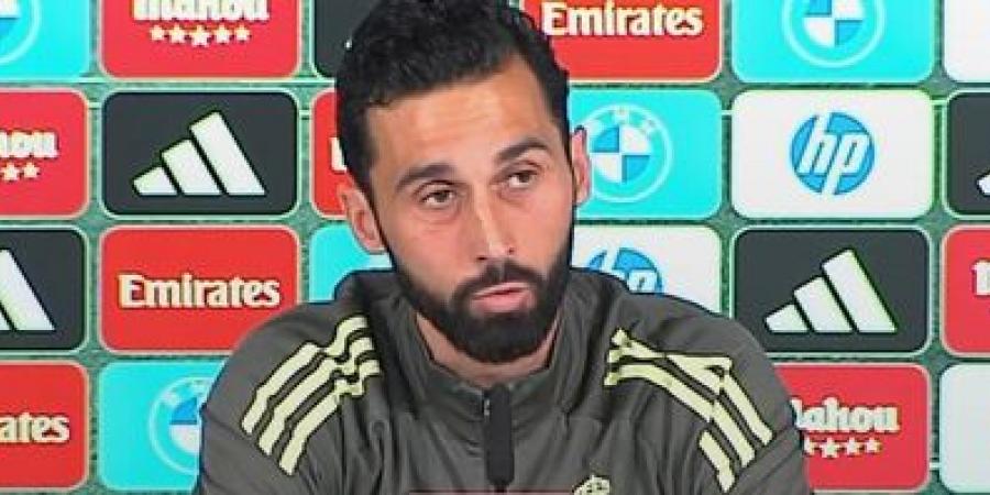 ألفارو
      أربيلوا
      يرد
      على
      مبابي
      بعد
      أزمة
      “المهاجم
      الرابع”
      في
      ريال
      مدريد
