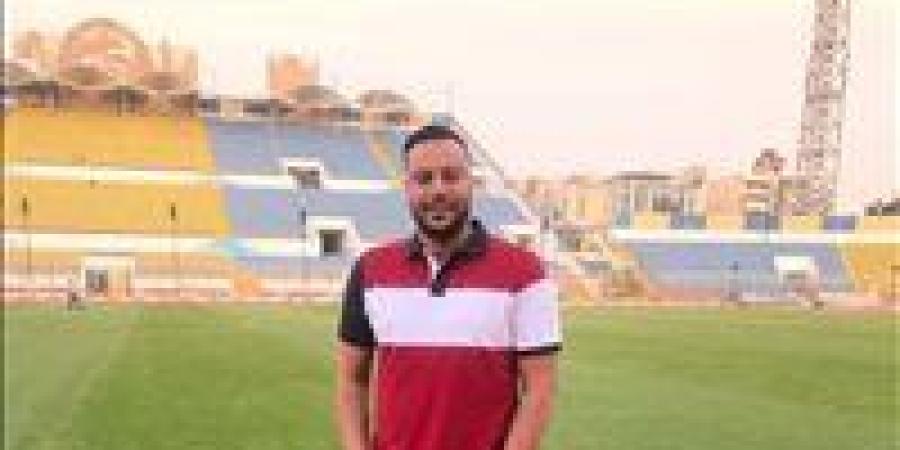 أحمد
      سمير
      فرج:
      الإسماعيلي
      تمت
      مجاملته
      بإلغاء
      الهبوط..
      والأزمات
      تهدد
      مستقبل
      النادي