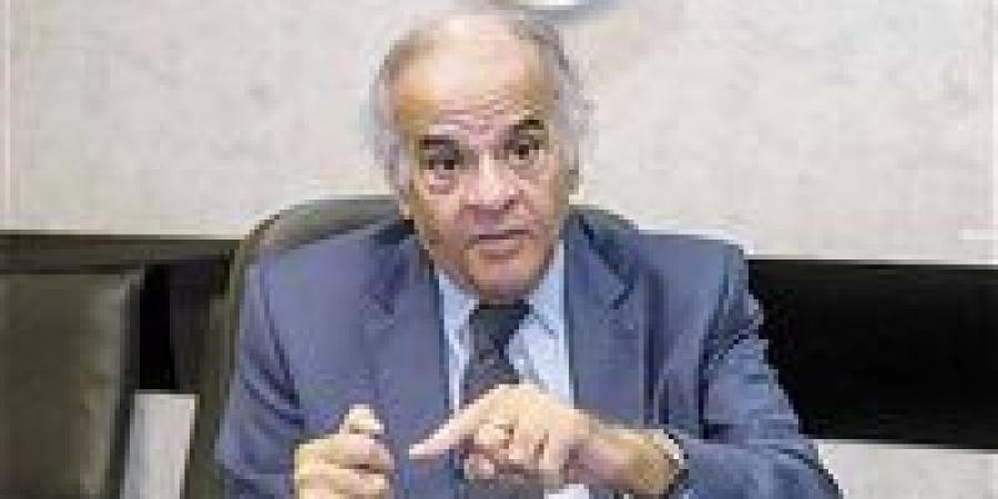 ممدوح
      عباس
      يفتح
      النار
      على
      إدارة
      الزمالك
      بعد
      خسارة
      لقب
      الكونفدرالية:
      “أنا
      اللي
      شيلت
      الليلة
      كلها”