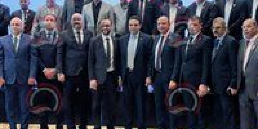 «كان
      ممكن
      نعمل
      مشهد»..
      عبد
      المنعم
      إمام
      يتحدث
      لـ
      تحيا
      مصر
      عن
      انتخابات
      الحزب
      وفوزه
      بالتزكية