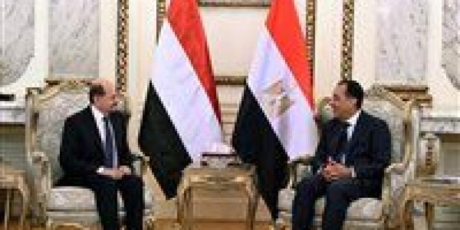 رئيس
      الوزراء
      يلتقي
      نظيره
      اليمني..
      تفاصيل