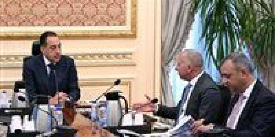 رئيس
      الوزراء
      يلتقى
      الرئيس
      التنفيذي
      والعضو
      المنتدب
      لشركة
      “السويدي
      إلكتريك”