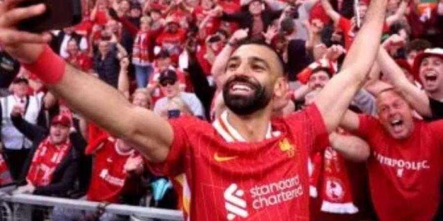 بنحبك يا صلاح.. جماهير ليفربول تودع الملك المصرى بكل لغات العالم (فيديو)