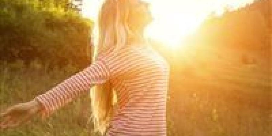 بشرتك
      في
      خطر
      بالصيف..
      خطوات
      بسيطة
      هتفرق
      معاكي
      فورًا